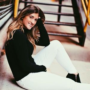 Meet your Posher, Paris